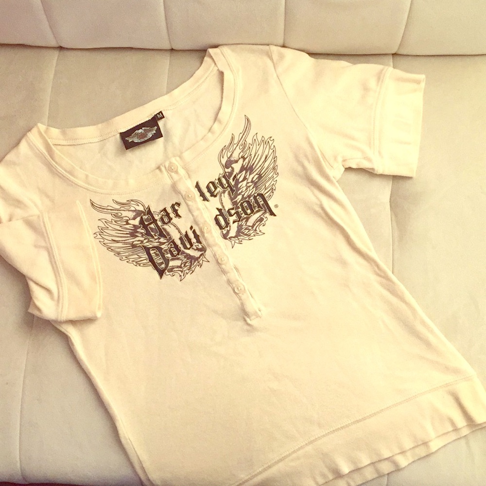 Cool Harley-Davidson 3/4 sleeve shirt.